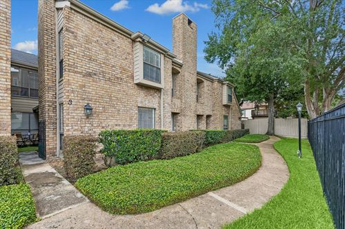 3-1908 Augusta Dr, Houston, TX, 77057-3717 | Card Image