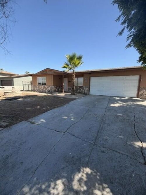 82301 Olivera Way, Indio, CA, 92201-5761 | Card Image