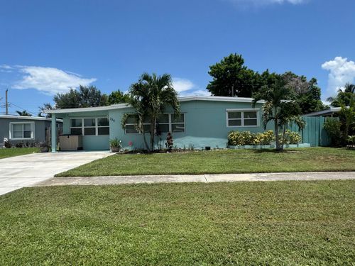 750 Hibiscus Dr, Royal Palm Beach, FL, 33411-7624 | Card Image