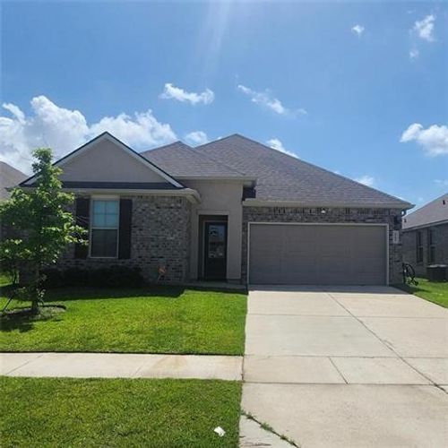 5152 Clarkston Grove Dr, Slidell, LA, 70461-5241 | Card Image