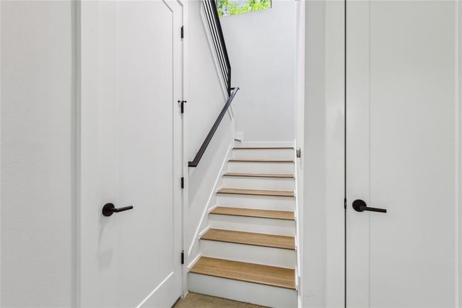 View of stairs | Image 16