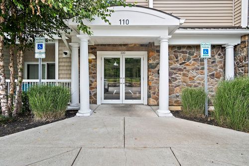 unit-407-110 Trotter Rd, Weymouth, MA, 02190-4116 | Card Image