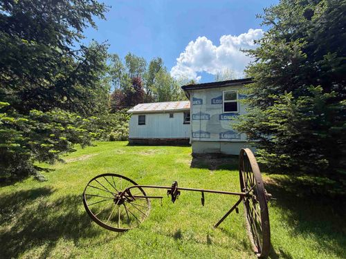 51 Barton Road, Piermont, NH, 03779 | Card Image