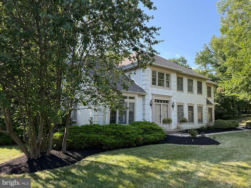 10 Shalimar Ln, MAPLE GLEN, PA, 19002-3053 | Card Image