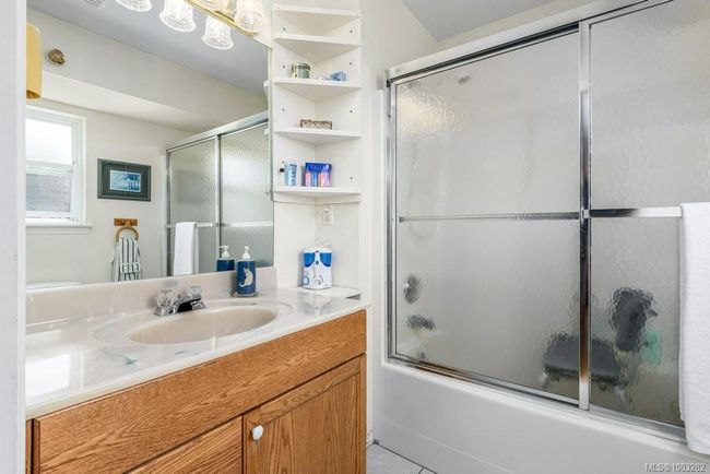 2267 Nitnat Pl, House other with 4 bedrooms, 3 bathrooms and 4 parking in Courtenay BC | Image 17