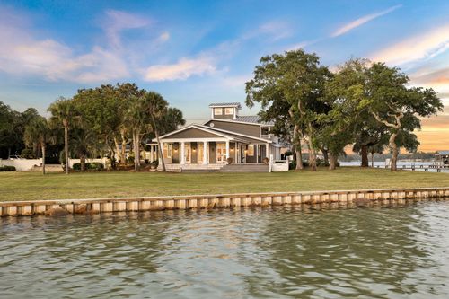 11 Paradise Point Rd, Shalimar, FL, 32579-1043 | Card Image