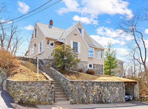 71 Woodland Rd, Malden, MA, 02148-1114 | Card Image