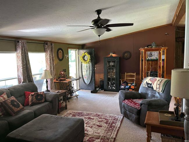 6577 S Fowler Rd, House other with 3 bedrooms, 2 bathrooms and null parking in Bloomfield IN | Image 6