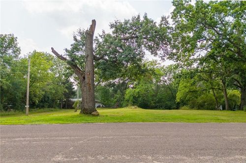 1005 Grant St, Spooner, WI, 54801-1748 | Card Image