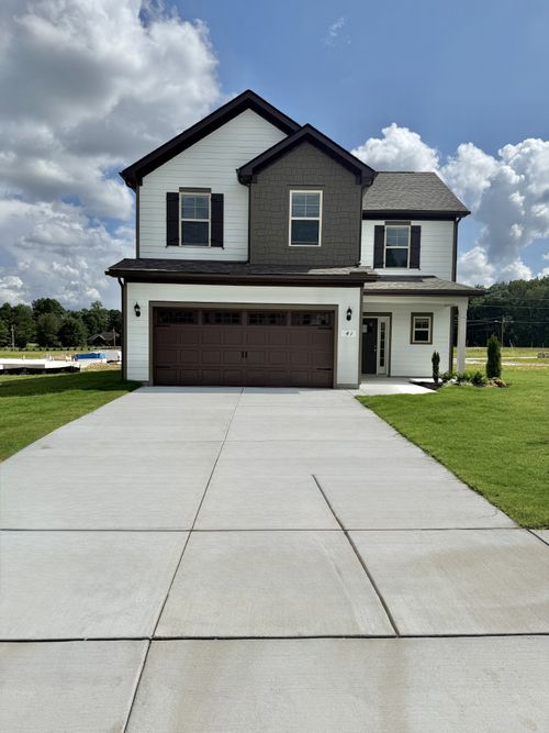 41 Country Ln, Manchester, TN, 37355-3076 | Card Image