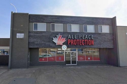 11117 100 St, Grande Prairie, AB, T8V2N2 | Card Image