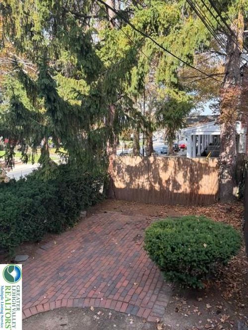 209 N 17th Street, Allentown City, PA, 18104 | Card Image