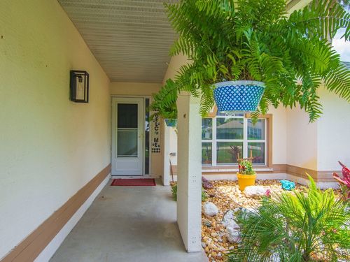 664 Vocelle Ave, SEBASTIAN, FL, 32958-4460 | Card Image