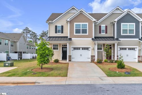 9 Gaskins Trl, Travelers Rest, SC, 29690-9827 | Card Image