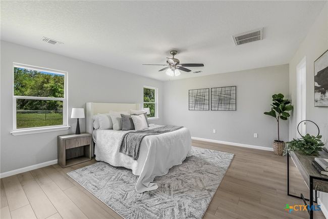 1070 Lonesome Trl, House other with 3 bedrooms, 2 bathrooms and null parking in Driftwood TX | Image 10