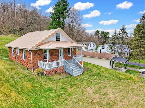 1927 Fincastle Tpke, Tazewell, VA, 24651-6173 | Card Image