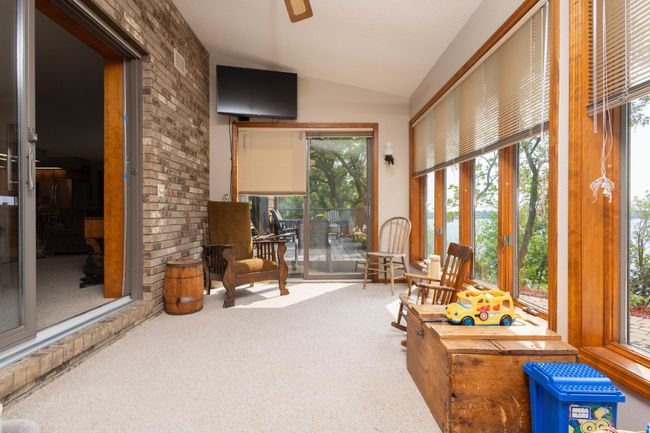 15Four Season Porch.jpg | Image 17
