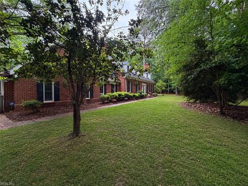 103 Periwinkle Dr, Yorktown, VA, 23692-3106 | Card Image