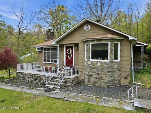 2127 Route 590, Hawley, PA, 18428-7804 | Card Image