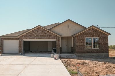 109 Pendleton Cove, House other with 3 bedrooms, 2 bathrooms and null parking in Floresville TX | Image 1