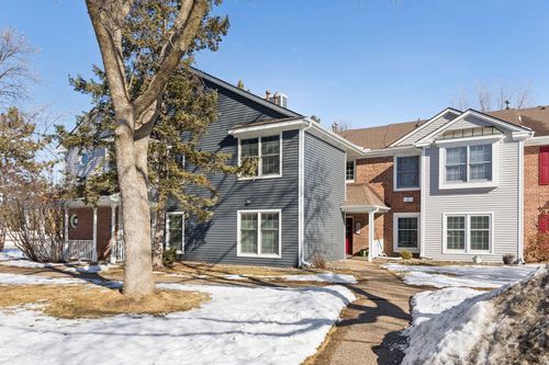 10905 Rhode Island Ave S, Bloomington, MN, 55438-2381 | Card Image