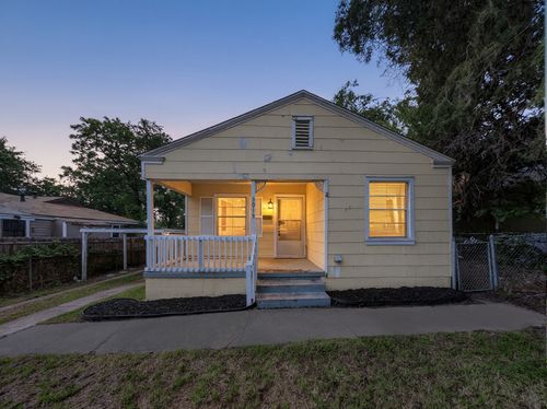 5013 Kessler Rd, River Oaks, TX, 76114-2621 | Card Image