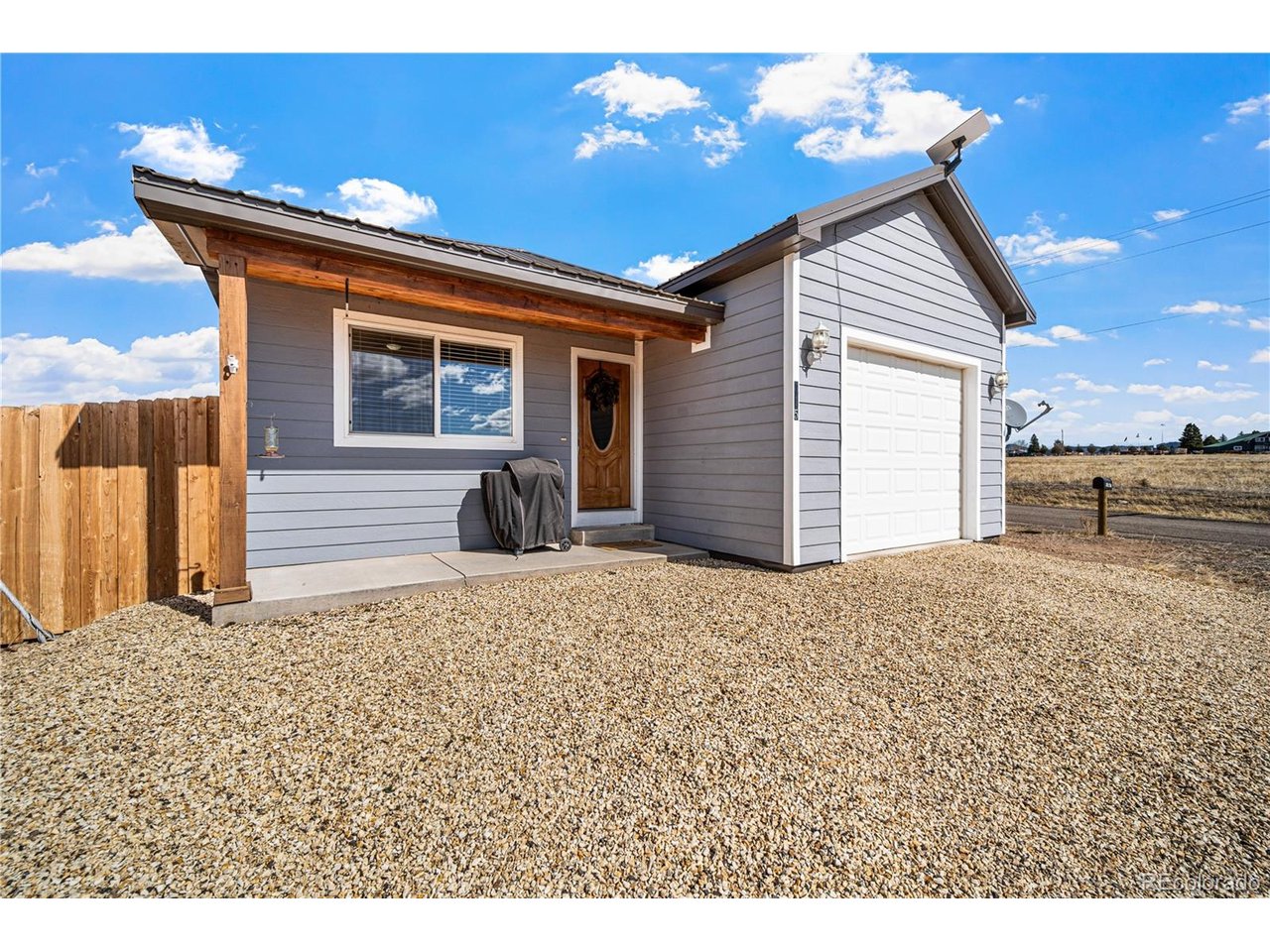 Residential in Silver Cliff 2