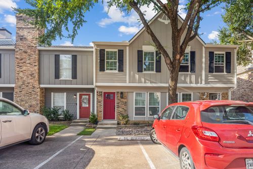 51 Abbey Rd, Euless, TX, 76039-4269 | Card Image
