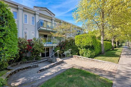 205-3160 Albina St, Victoria, BC, V9A1Z5 | Card Image