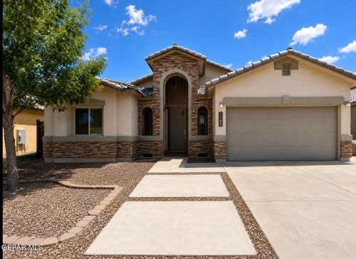 7785 Enchanted Circle Dr, El Paso, TX, 79911-7505 | Card Image
