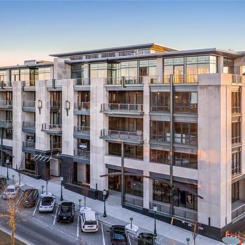 301-369 N Old Woodward Ave, Birmingham, MI, 48009-5331 | Card Image