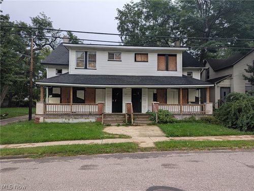 3619 E 76th St, Cleveland, OH, 44105-2001 | Card Image