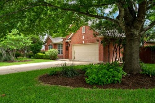 604 Belmont Dr, Georgetown, TX, 78626-6312 | Card Image