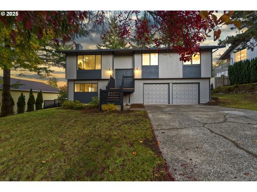 3162 Nw Kent St, Camas, WA, 98607-9074 | Card Image