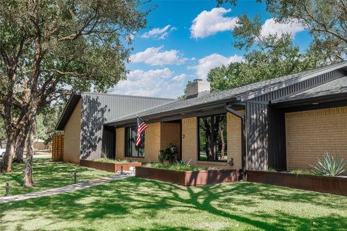 2 Stonebridge Cir, Brownwood, TX, 76801-6035 | Card Image