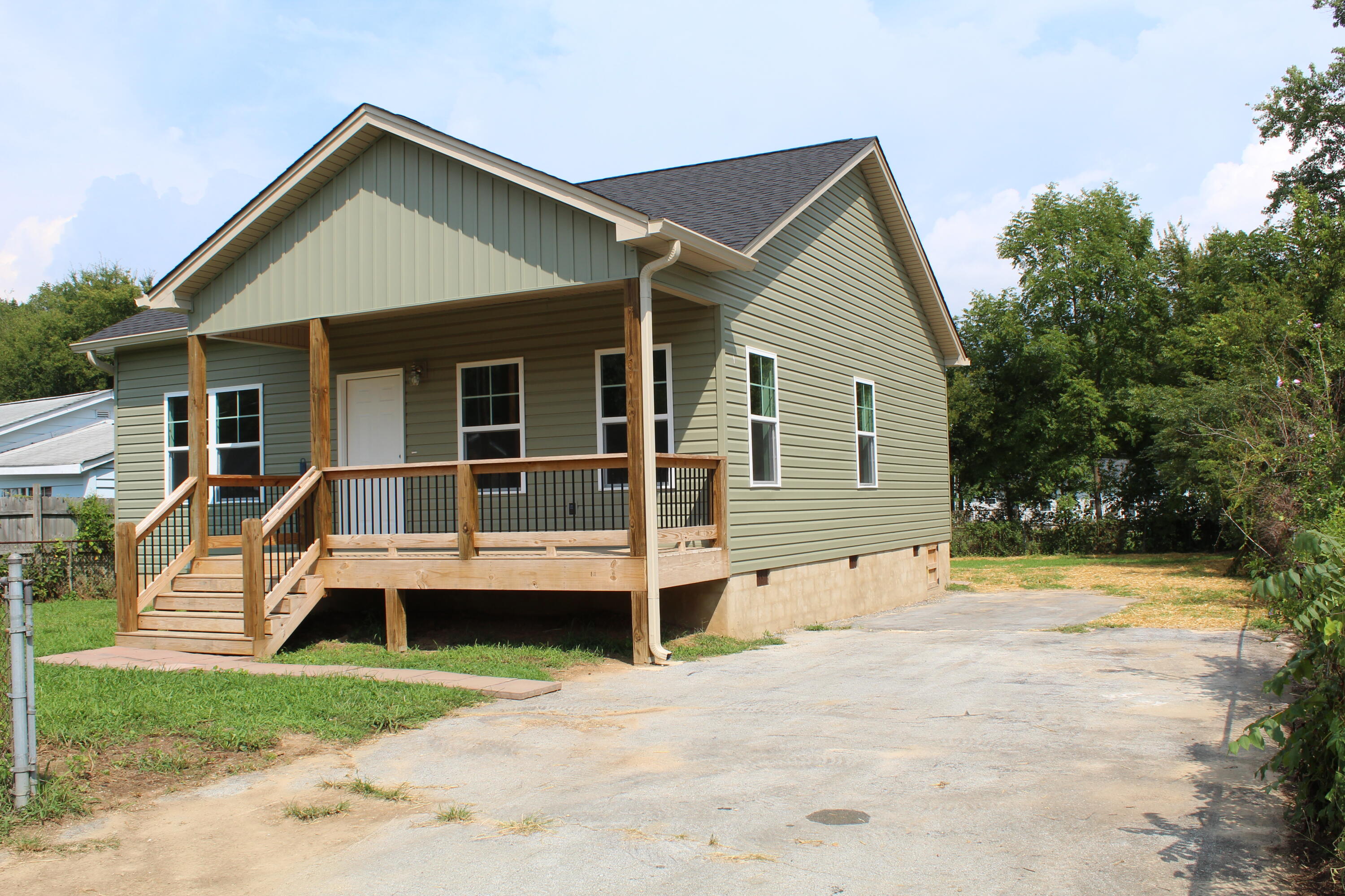 Walnut St, Soddy Daisy, TN 37379