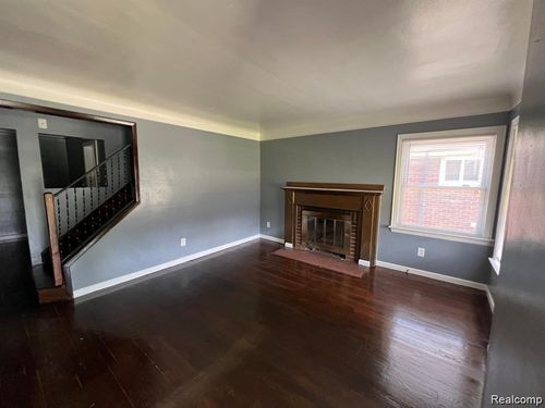 14457 Collingham Dr, Detroit, MI, 48205-1218 | Card Image