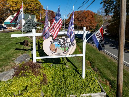 2158 Atlantic Hwy, Lincolnville, ME, 04849-5333 | Card Image