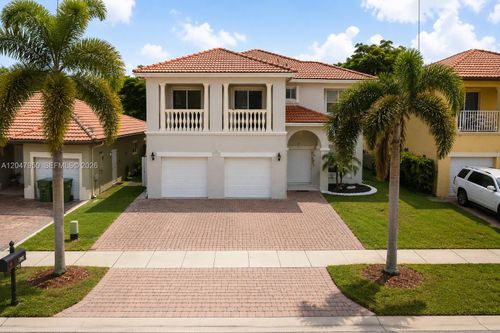 1351 Ne 41st Pl, Homestead, FL, 33033-5859 | Card Image