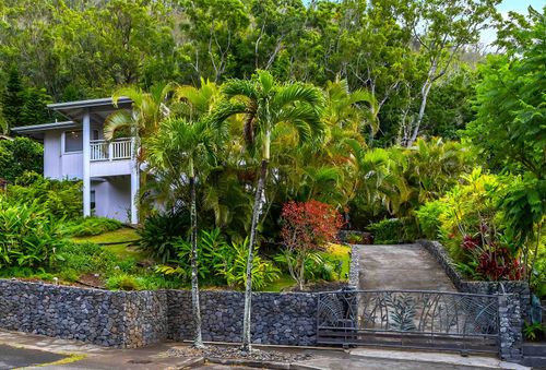 596 Kuikahi Dr, Wailuku, HI, 96793-1538 | Card Image