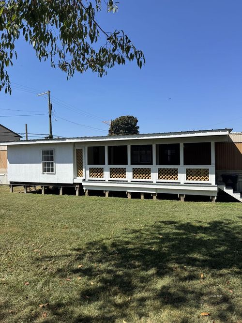 1137 Poplar St, Nelsonville, OH, 45764-1446 | Card Image