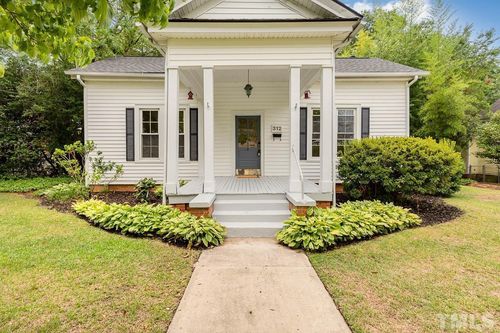 312 E Church St, Smithfield, NC, 27577-4506 | Card Image