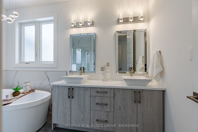 6572 Calvert Dr, House other with 5 bedrooms, 3 bathrooms and 4 parking in Strathroy ON | Image 15