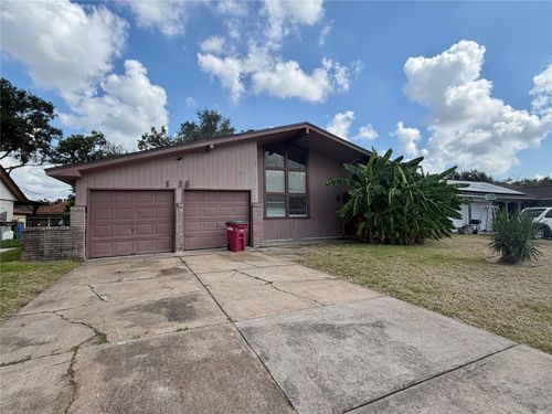 1818 W 11th St, Freeport, TX, 77541-5023 | Card Image