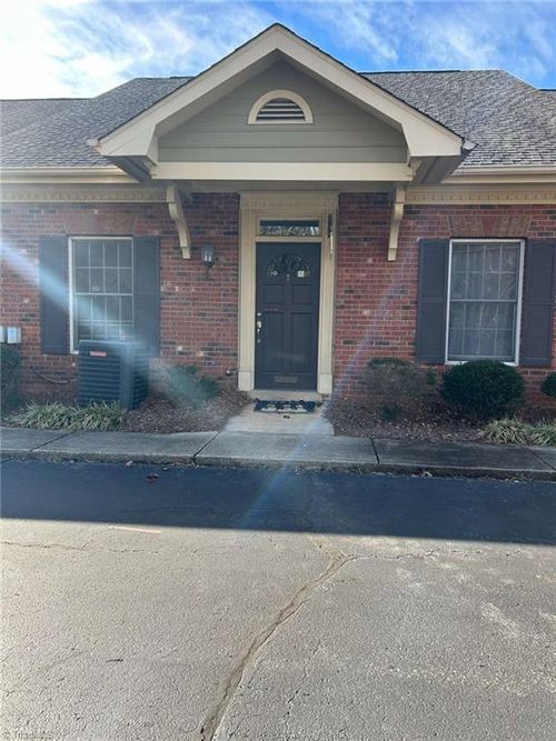 h-701 W Main Street, Jamestown, NC, 27262 | Card Image