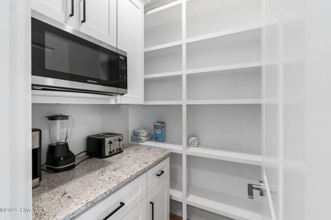 113 Sw 22 Nd St, House other with 4 bedrooms, 3 bathrooms and 1 parking in Oak Island NC | Image 18