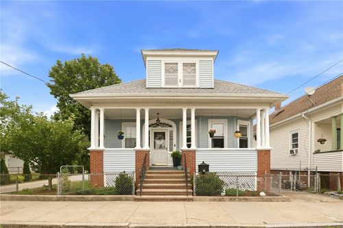 108 Daniel Ave, Providence, RI, 02909-4717 | Card Image