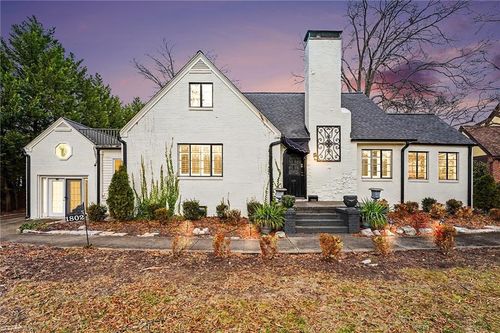 1802 Market St, Greensboro, NC, 27403-1713 | Card Image