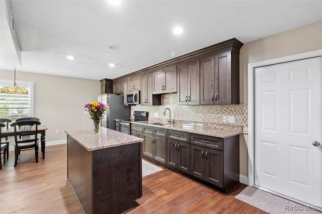 6443 Riverbend Rd, House other with 4 bedrooms, 2 bathrooms and 5 parking in Dunnellon FL | Image 16