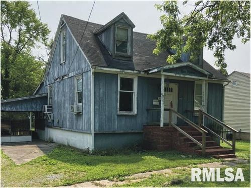 915 N Madison St, Marion, IL, 62959-3062 | Card Image